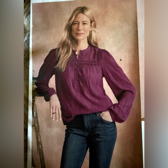 DEVELOPMENT by Erica Davies, sheer fuscia SILK blouse with silk camisole. - Picture 9 of 11